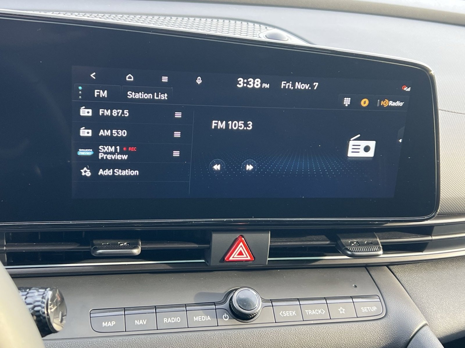 New 2025 Hyundai Elantra SEL image 15