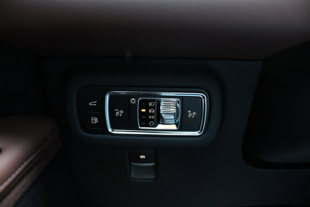 New 2026 Lincoln Nautilus Reserve AWD/4WD image 10
