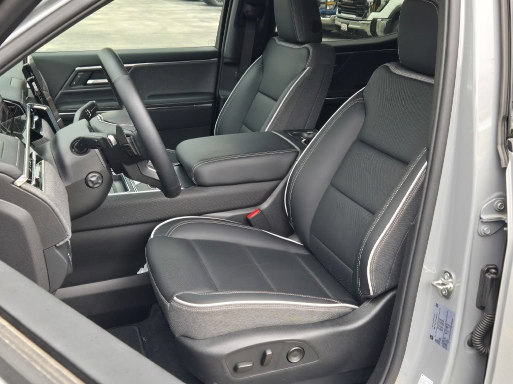 New 2026 GMC Sierra EV Elevation w/ Premium Package AWD/4WD image 36