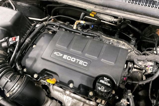 Used 2020 Chevrolet Sonic LT image 34