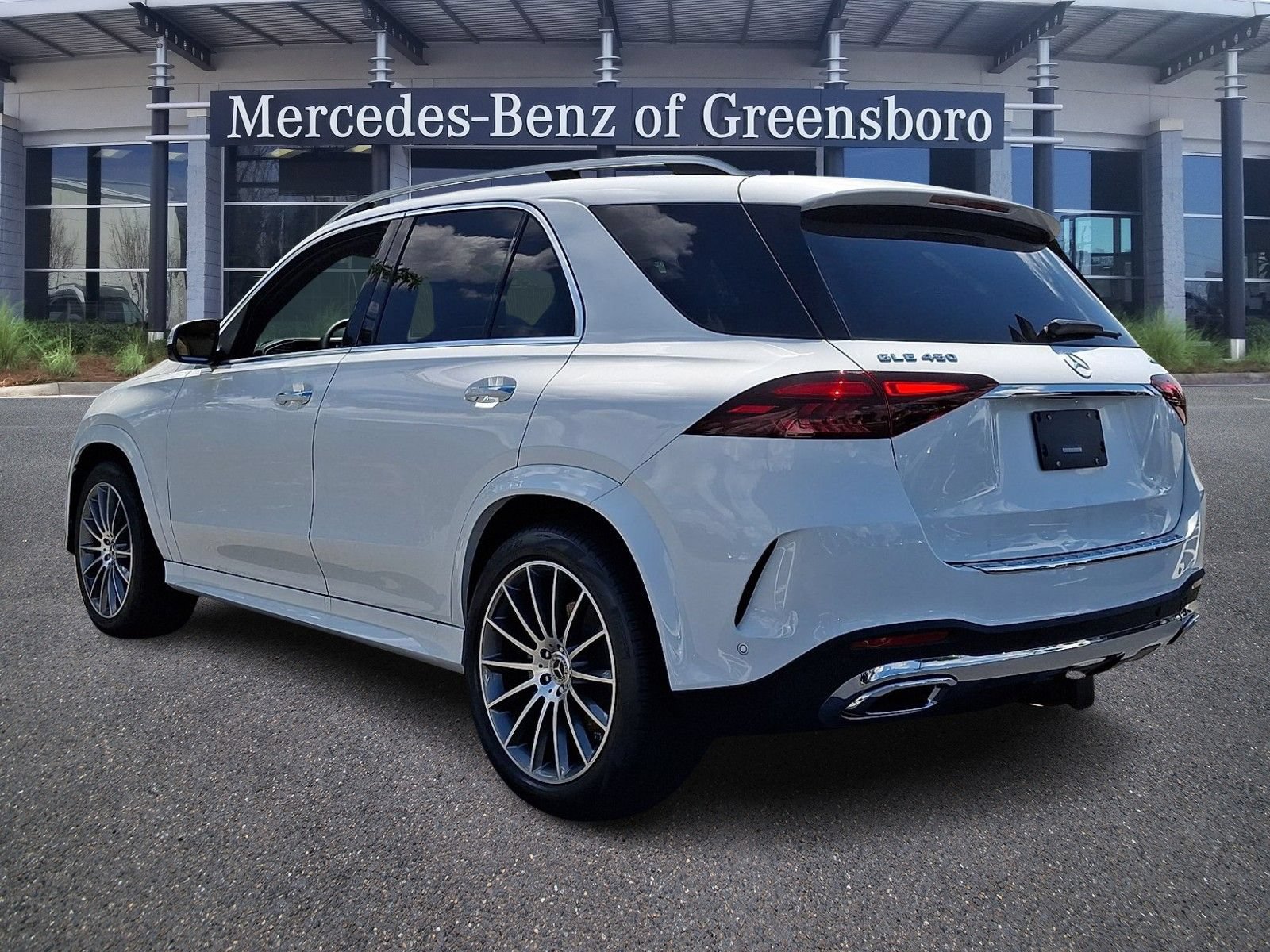 New 2026 Mercedes-Benz GLE 450 4MATIC image 3