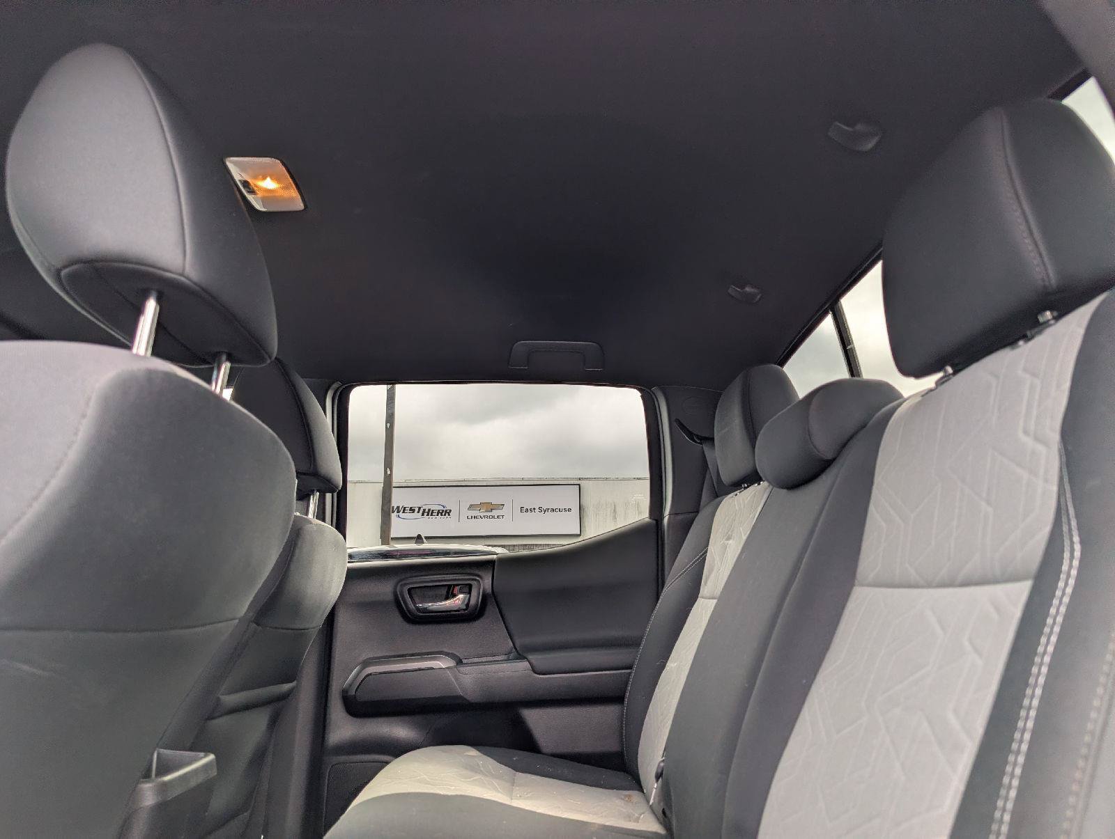 Used 2023 Toyota Tacoma TRD Off-Road AWD/4WD image 12