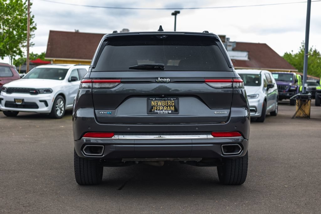 Used 2022 Jeep Grand Cherokee Overland w/ Advanced Protech Group III AWD/4WD image 10