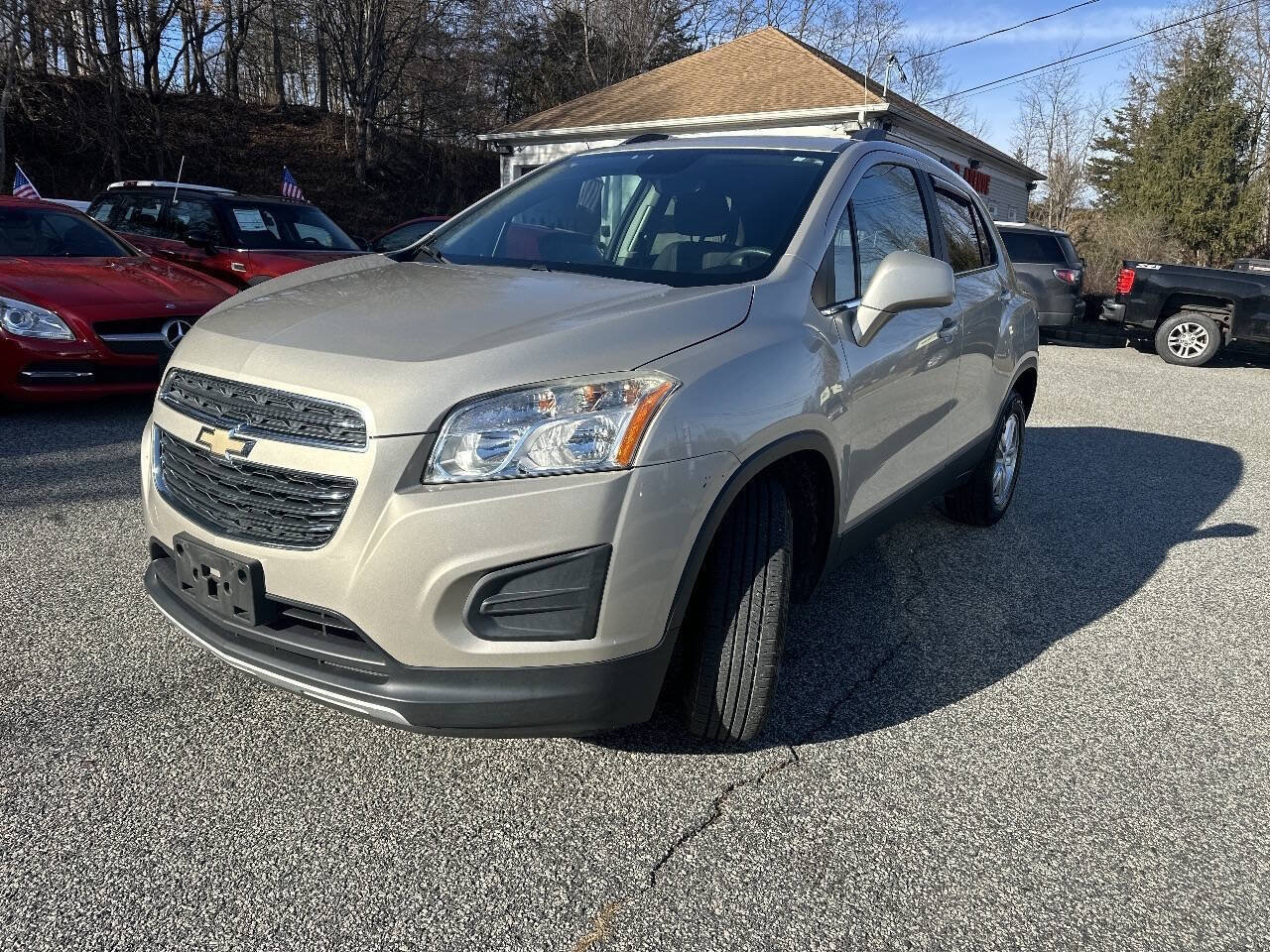 Used 2016 Chevrolet Trax LT AWD/4WD image 2