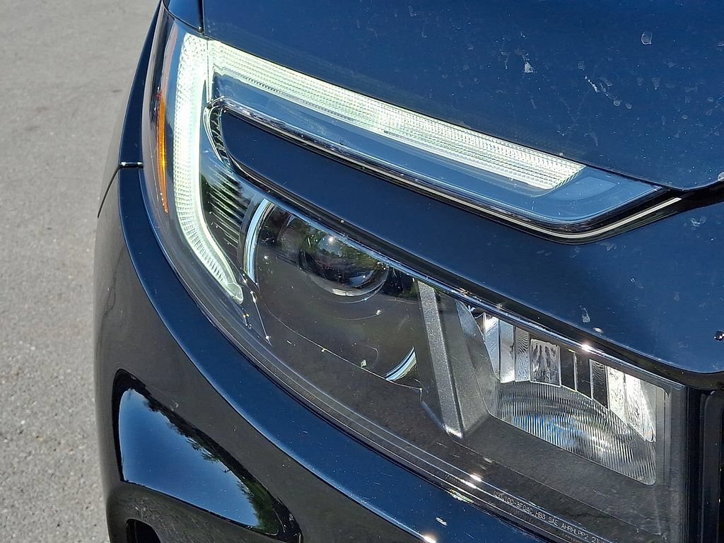 Used 2025 Honda Ridgeline Black Edition image 12