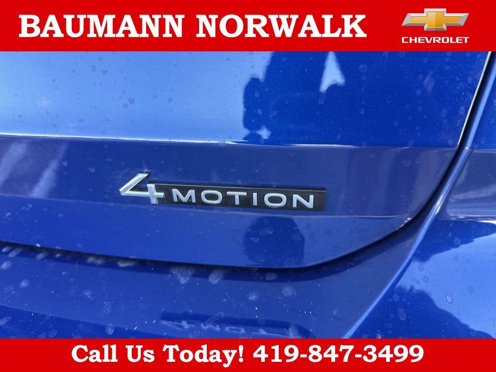Used 2024 Volkswagen Taos SE w/ Panoramic Sunroof Package AWD/4WD image 33