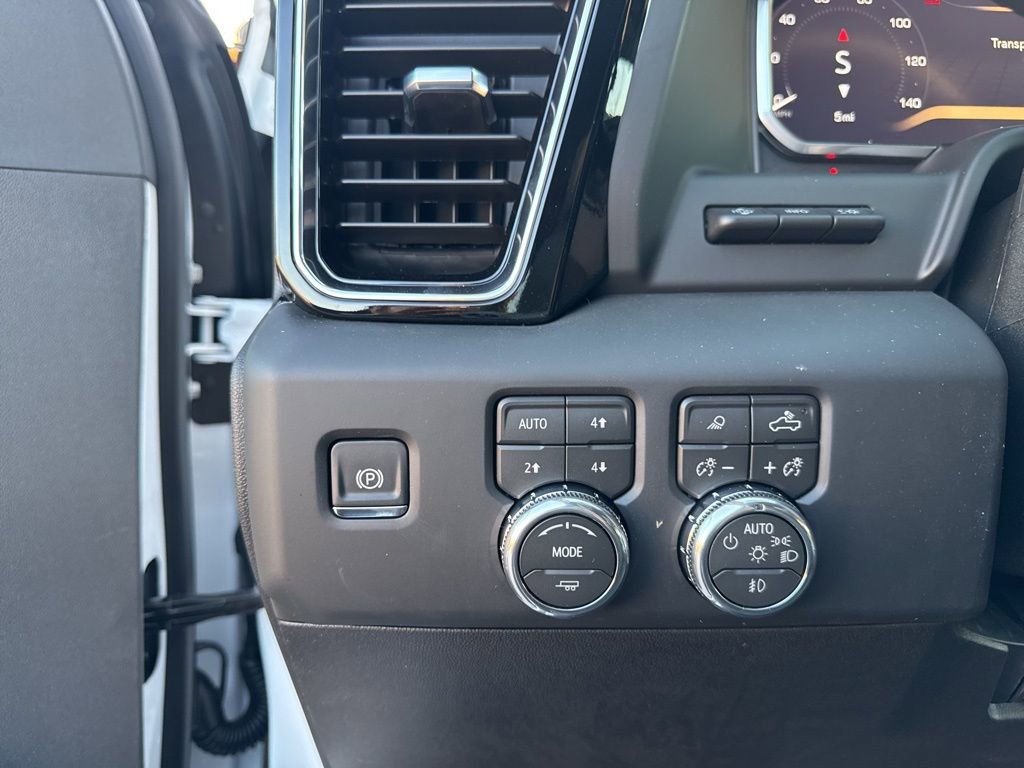 New 2026 GMC Sierra 2500 Denali w/ Denali Reserve Package AWD/4WD image 14