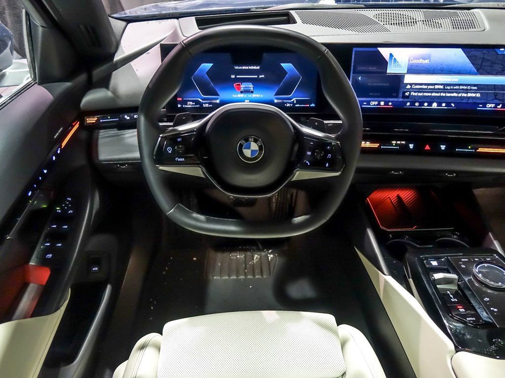 Used 2024 BMW 530i xDrive w/ Premium Package image 18