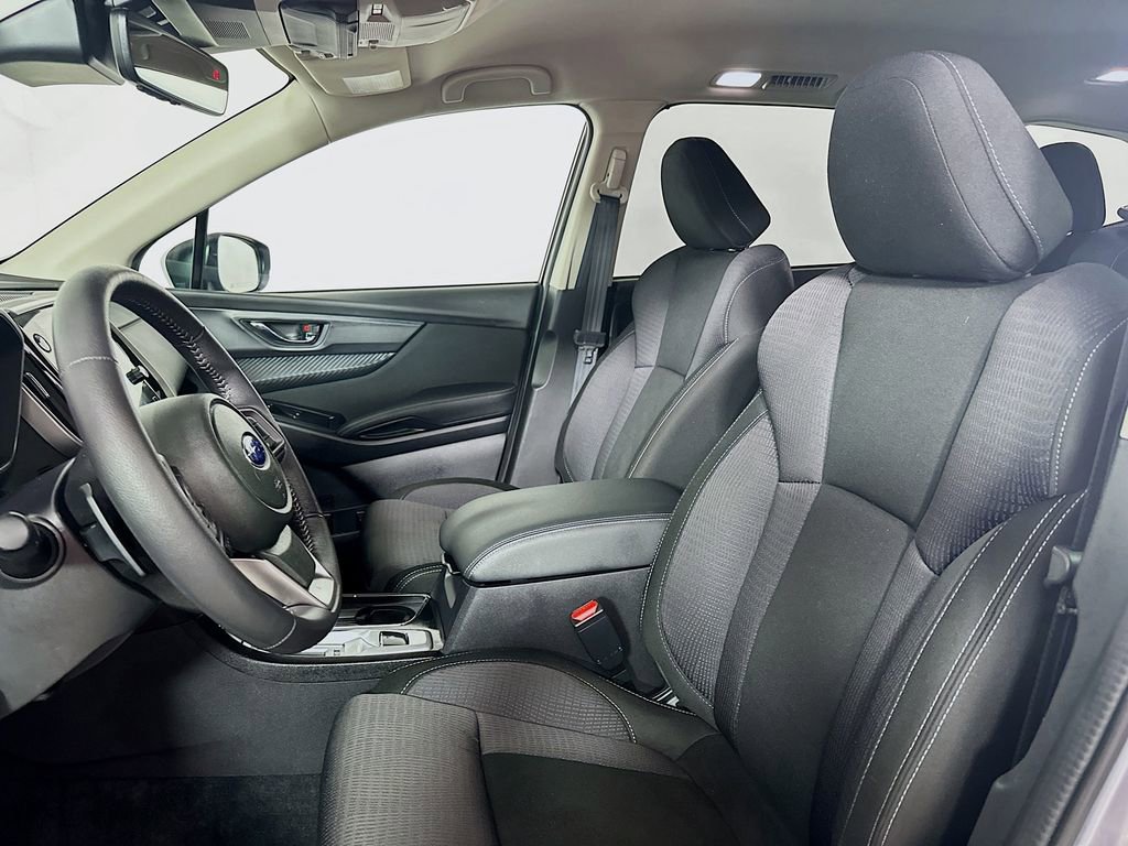 Used 2025 Subaru Ascent Premium image 8