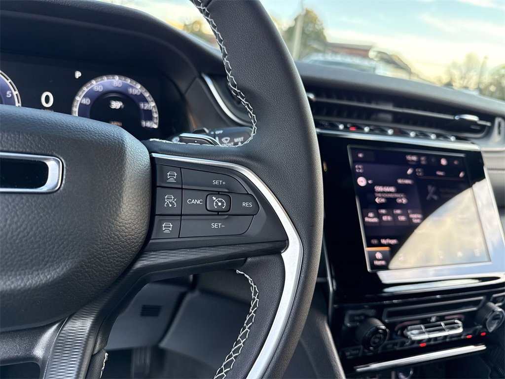 New 2025 Jeep Grand Cherokee L Laredo w/ Trailer Tow Package image 14