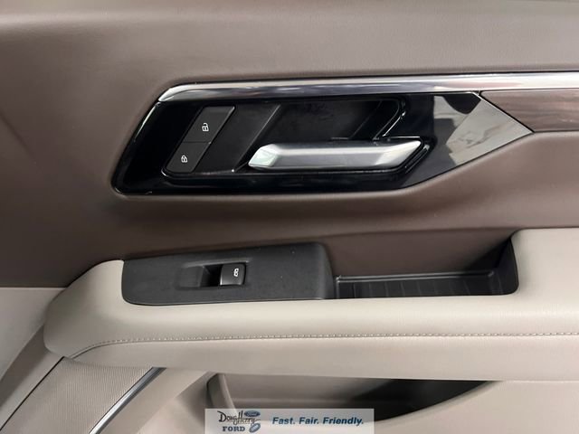 Used 2025 Chevrolet Tahoe Z71 w/ Comfort Package image 41