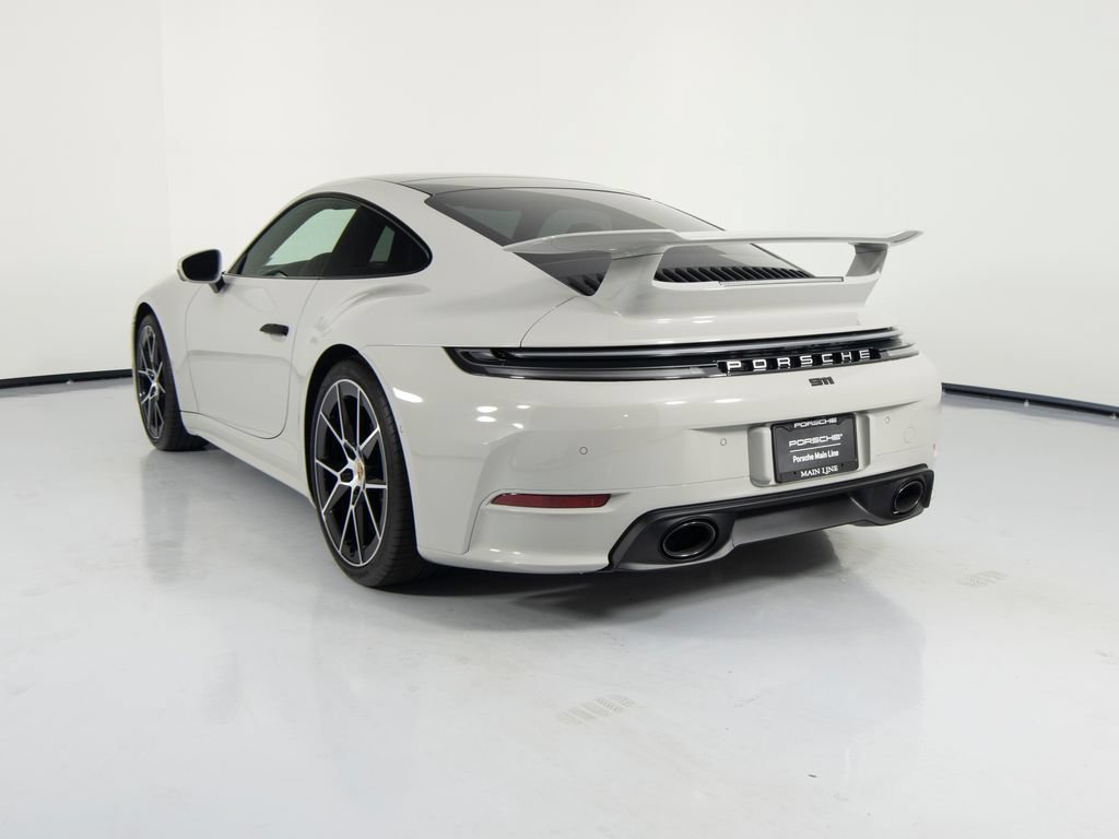 Certified 2025 Porsche 911 Carrera RWD image 8