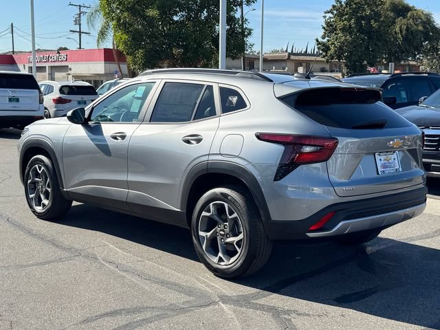New 2026 Chevrolet Trax LT FWD image 3