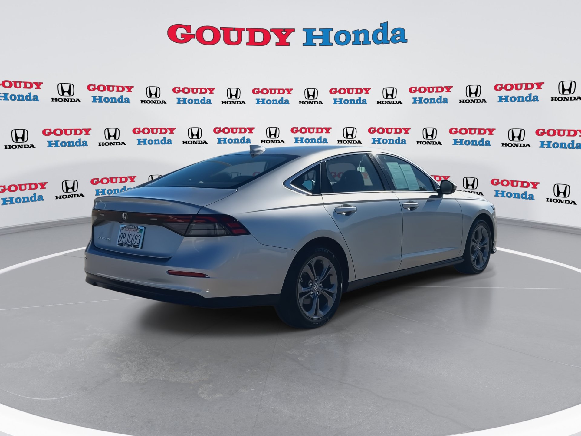 Certified 2024 Honda Accord EX image 8
