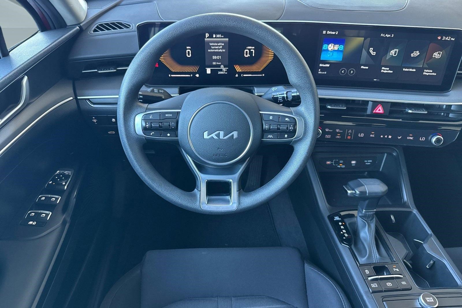 Used 2025 Kia K5 LXS image 26