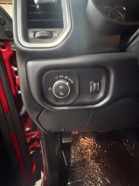 New 2026 RAM 3500 Big Horn AWD/4WD image 25