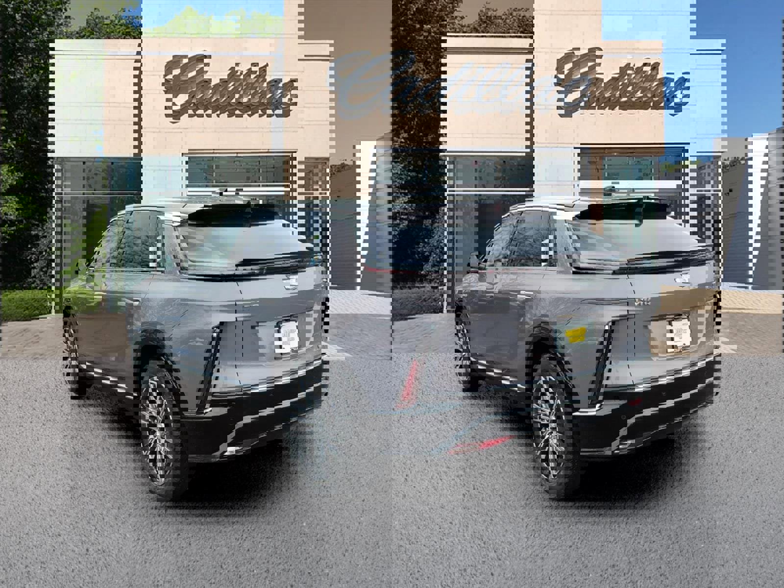 New 2026 Cadillac Lyriq Luxury image 3