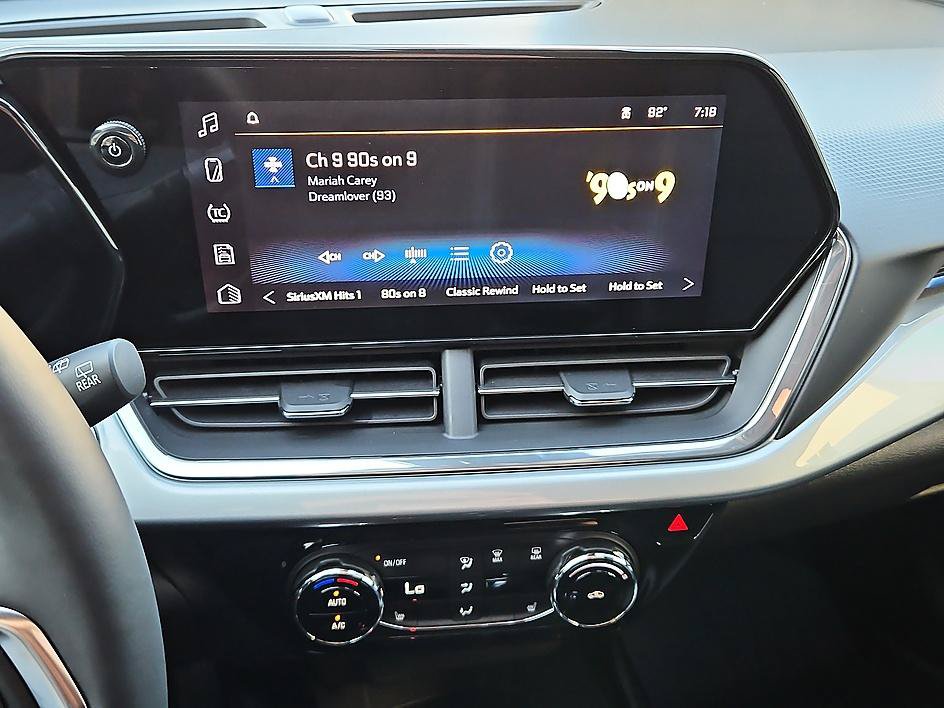 New 2026 Chevrolet Trax LT w/ Driver Confidence Package FWD image 17