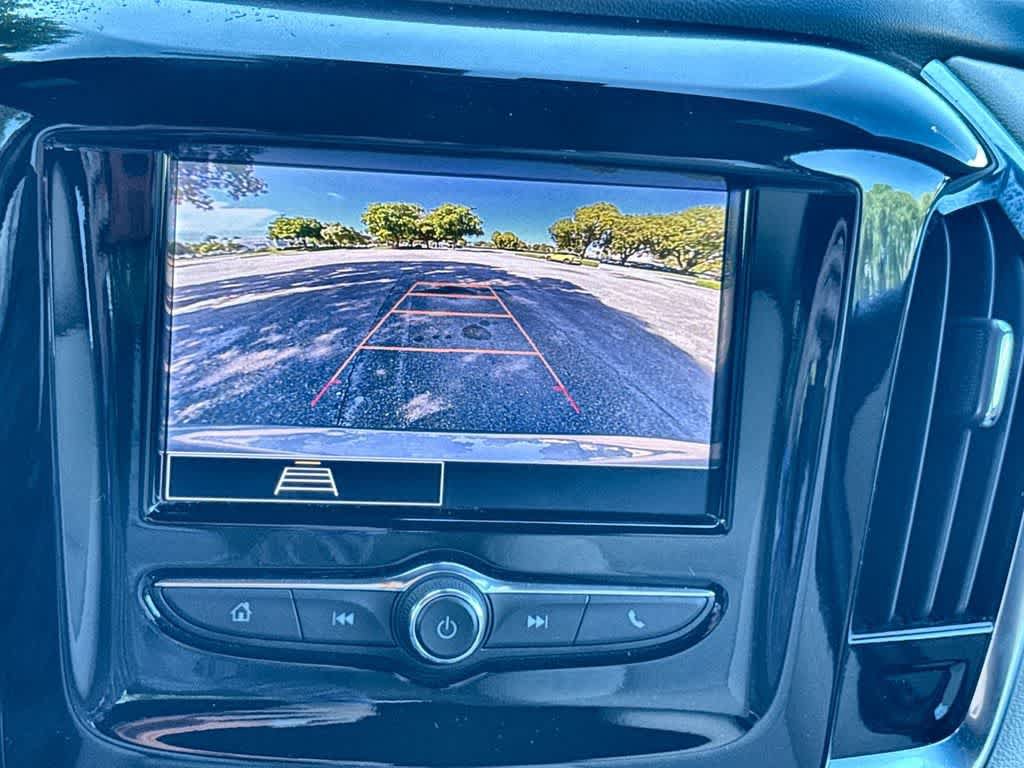 Used 2024 Chevrolet Traverse LS FWD image 19