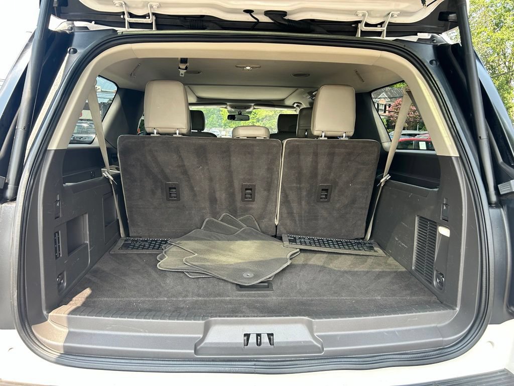 Used 2018 Ford Expedition Max XLT w/ Equipment Group 202A AWD/4WD image 30