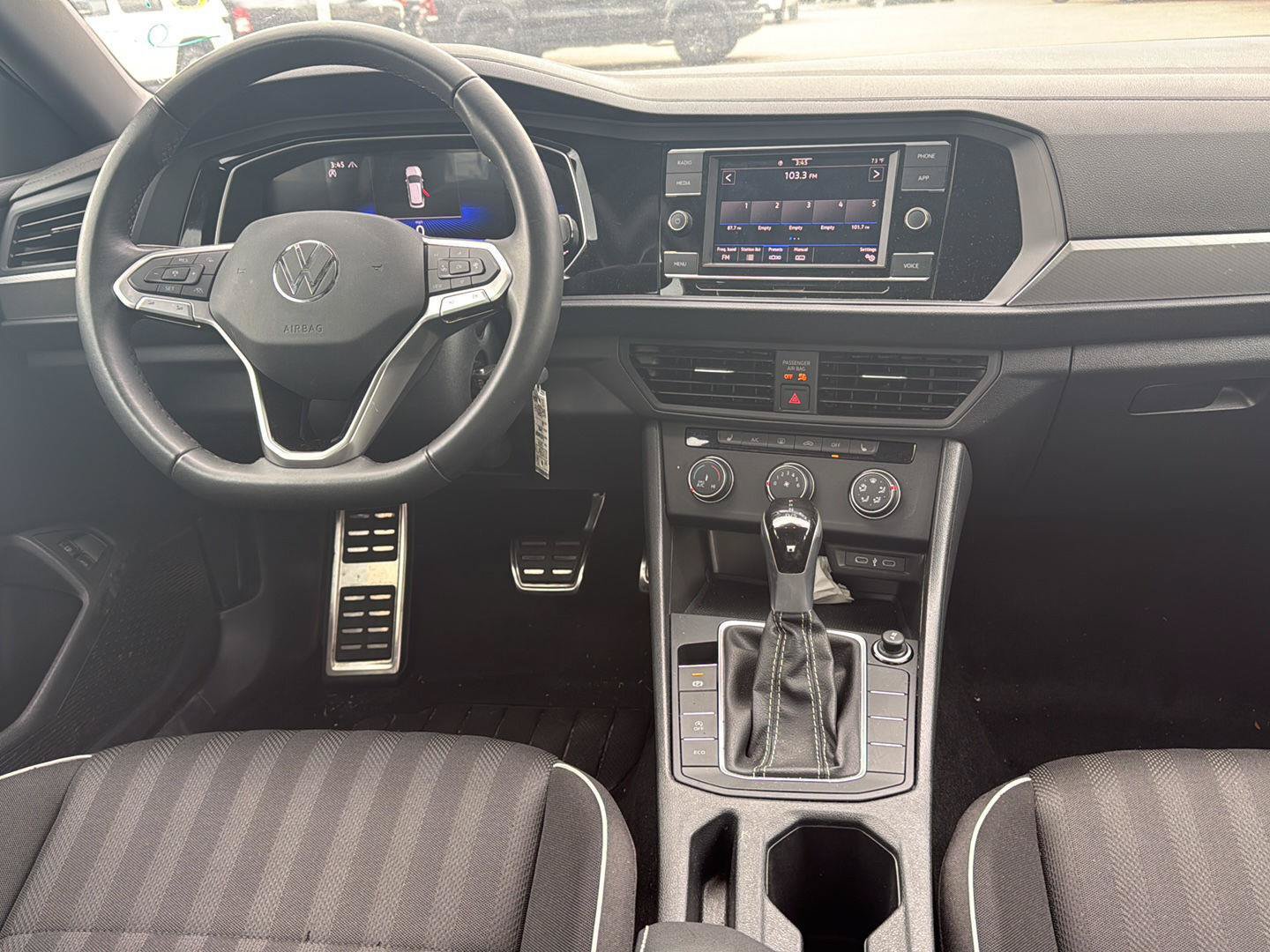 Used 2024 Volkswagen Jetta Sport FWD image 11