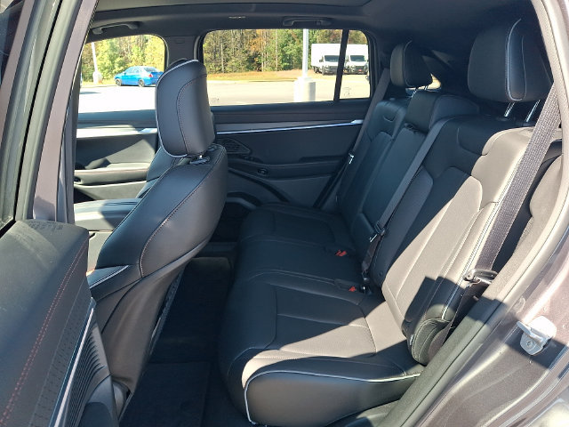 Used 2025 Jeep Wagoneer S Limited AWD/4WD image 10