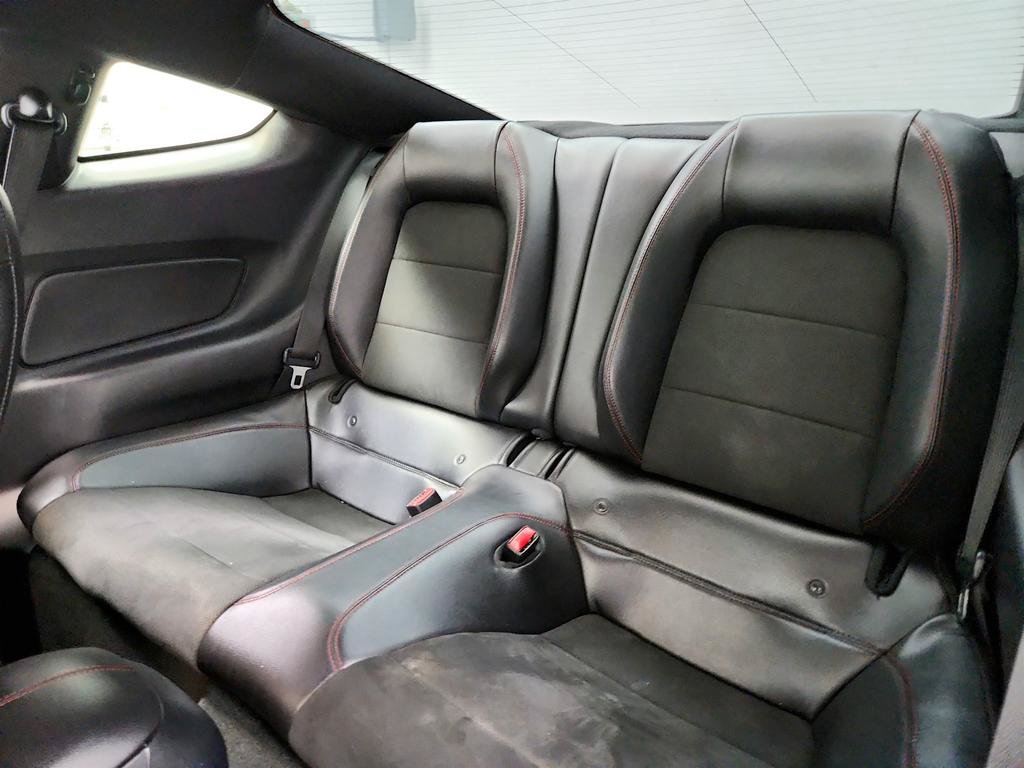 Used 2017 Ford Mustang GT Premium RWD image 21
