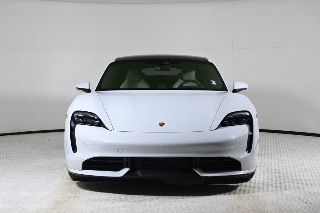 Certified 2020 Porsche Taycan Turbo image 10