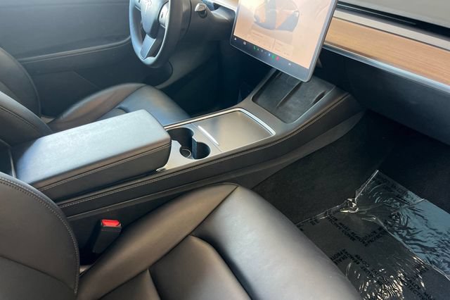 Used 2022 Tesla Model Y Performance AWD/4WD image 18