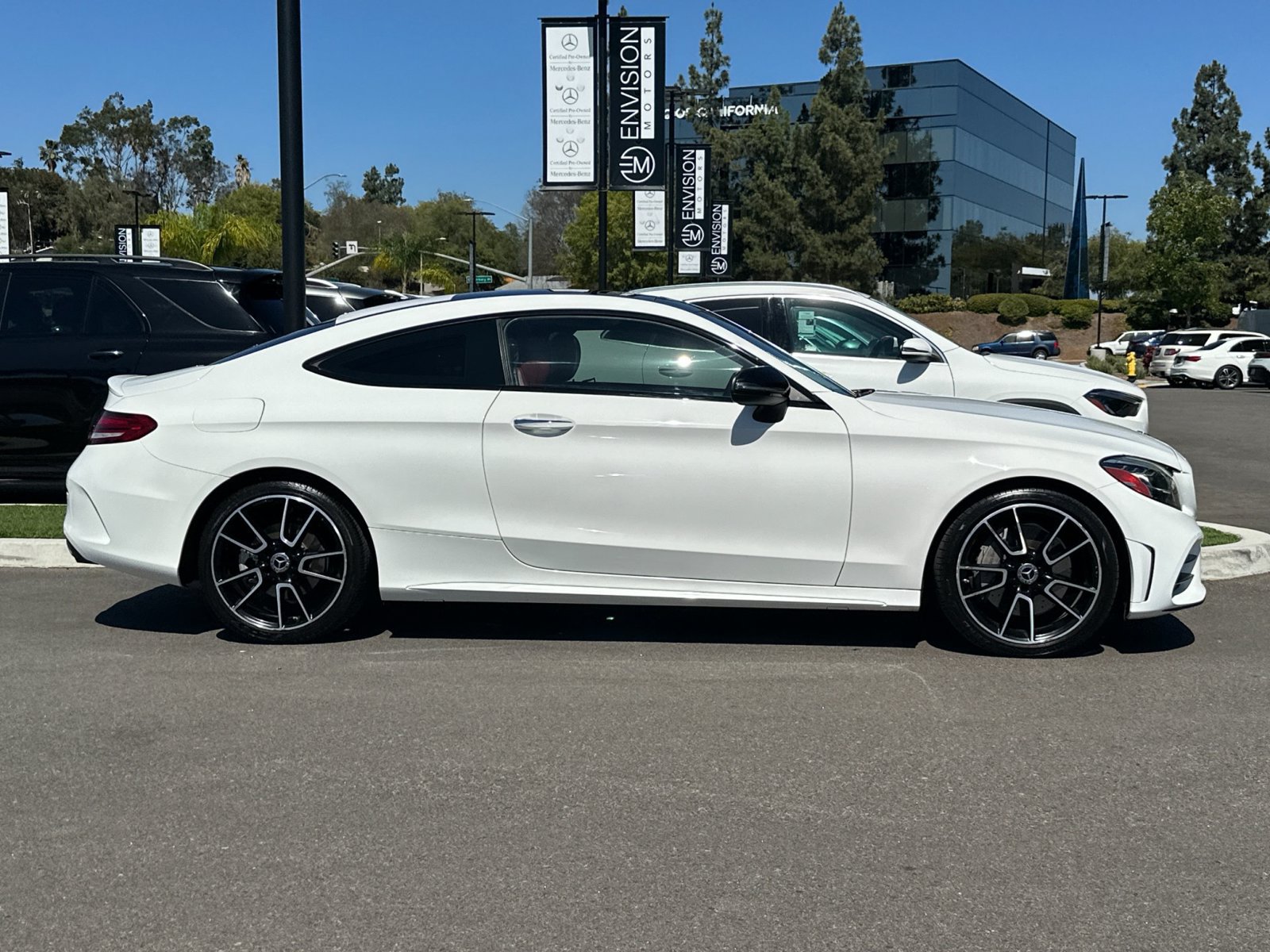 Used 2019 Mercedes-Benz C 300 Coupe image 2