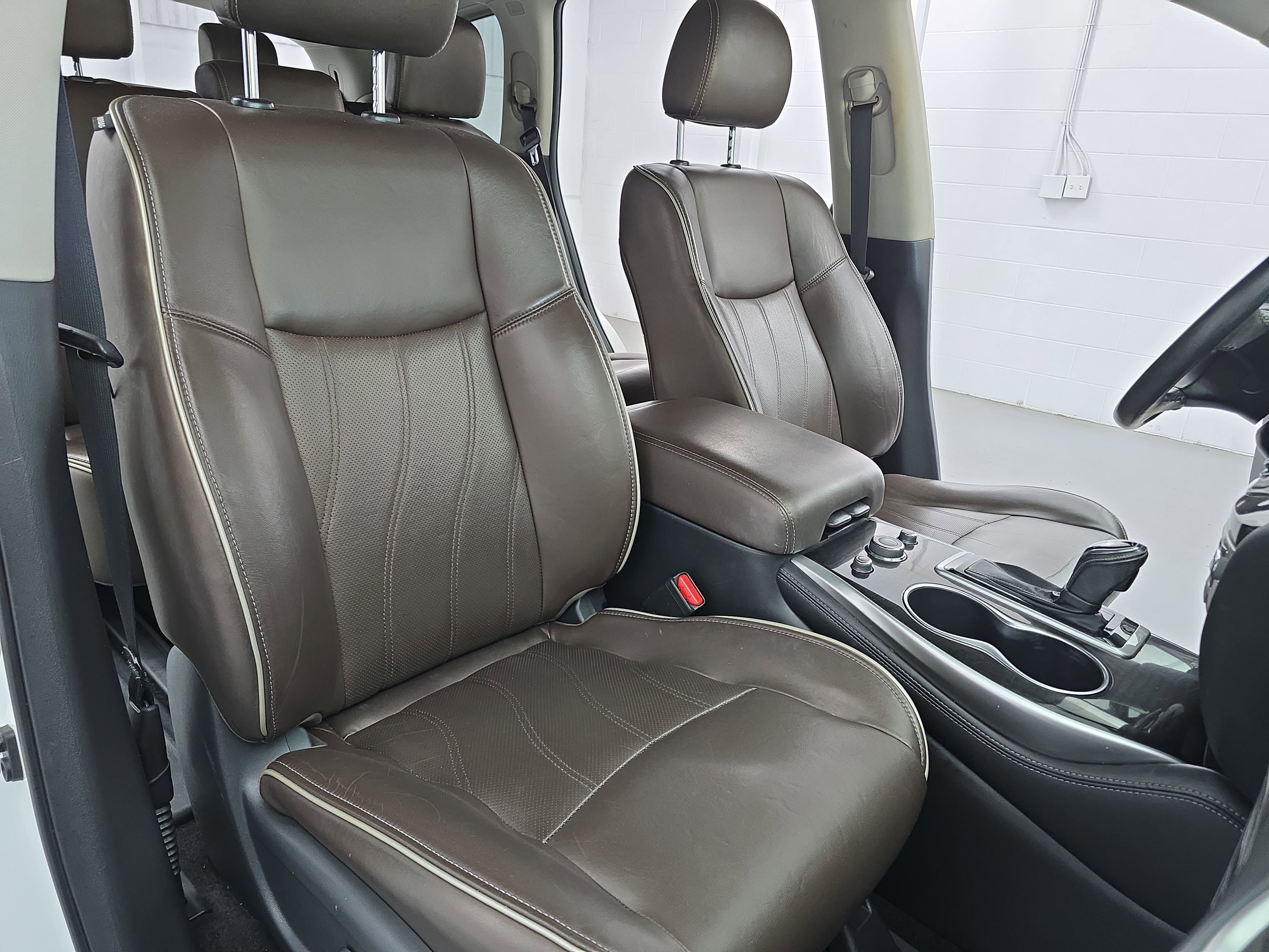 Used 2019 INFINITI QX60 Luxe w/ Essential Package image 10