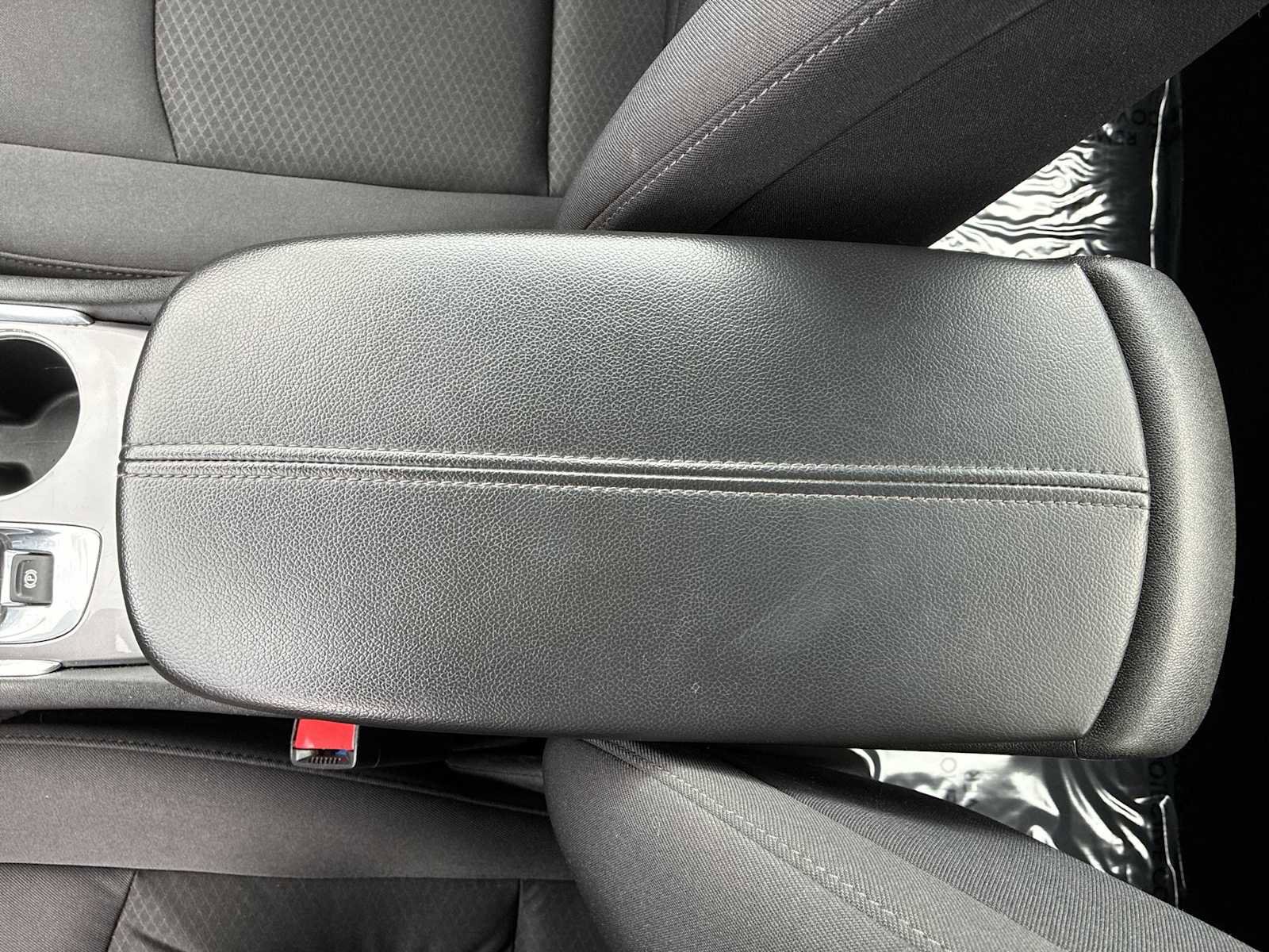 Used 2023 Chevrolet Malibu LT FWD image 22