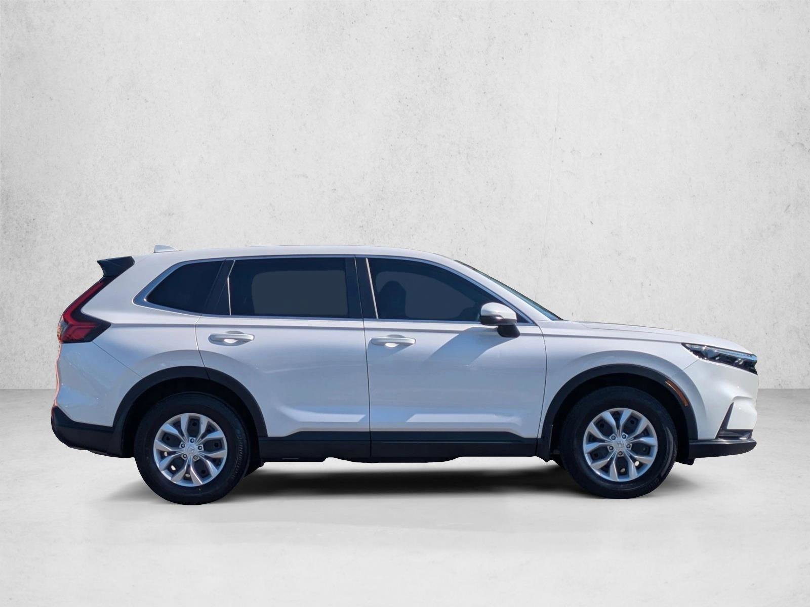 Used 2025 Honda CR-V LX image 4