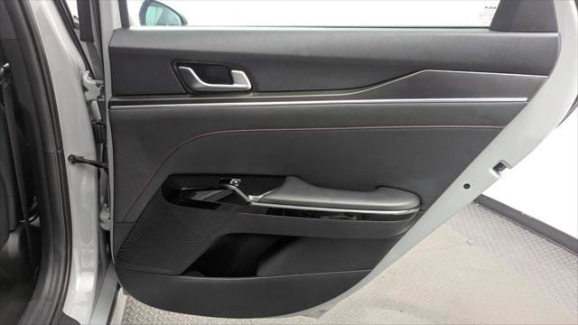 Used 2022 Kia K5 GT FWD image 19