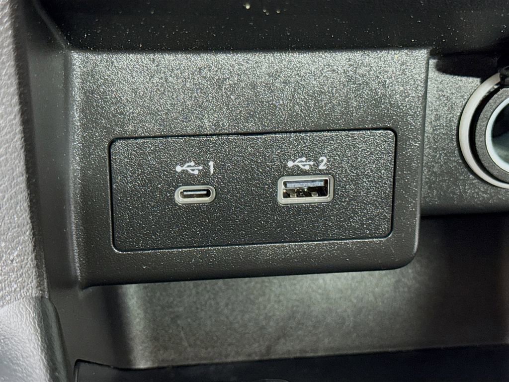 Used 2023 Nissan Kicks SV FWD image 15