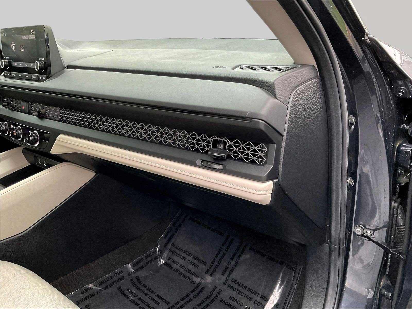 Used 2025 Honda Accord LX image 29