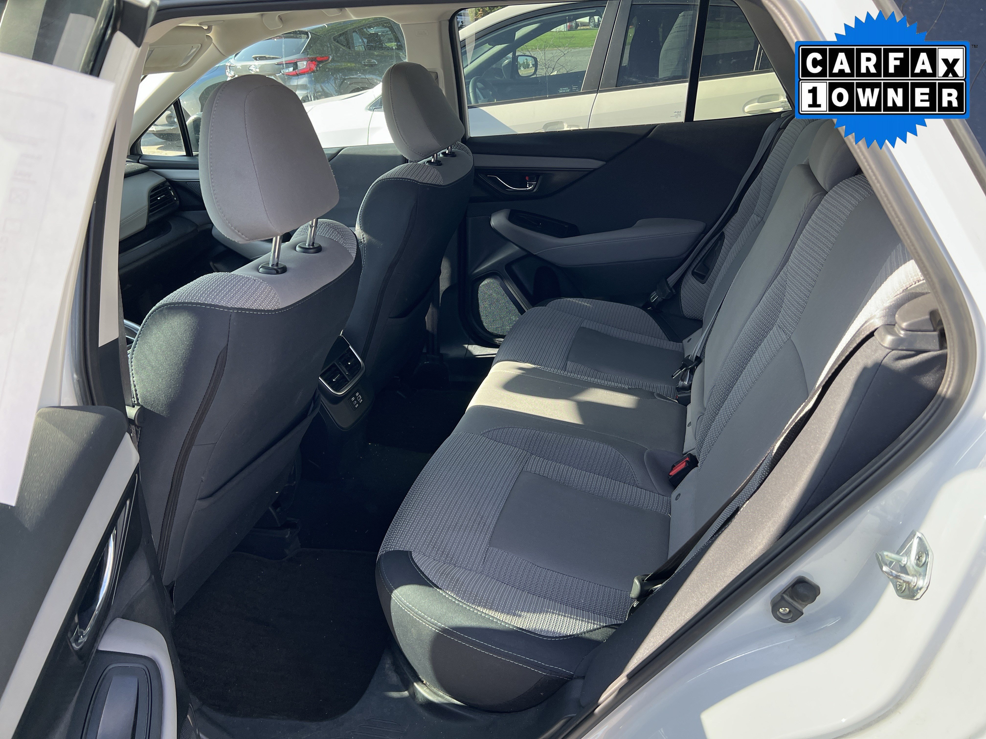 Used 2024 Subaru Outback Premium AWD/4WD image 11