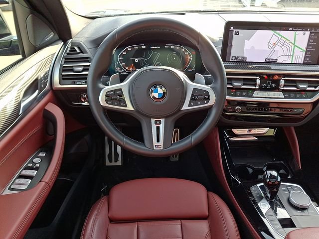 Used 2025 BMW X4 M40i w/ Premium Package image 11