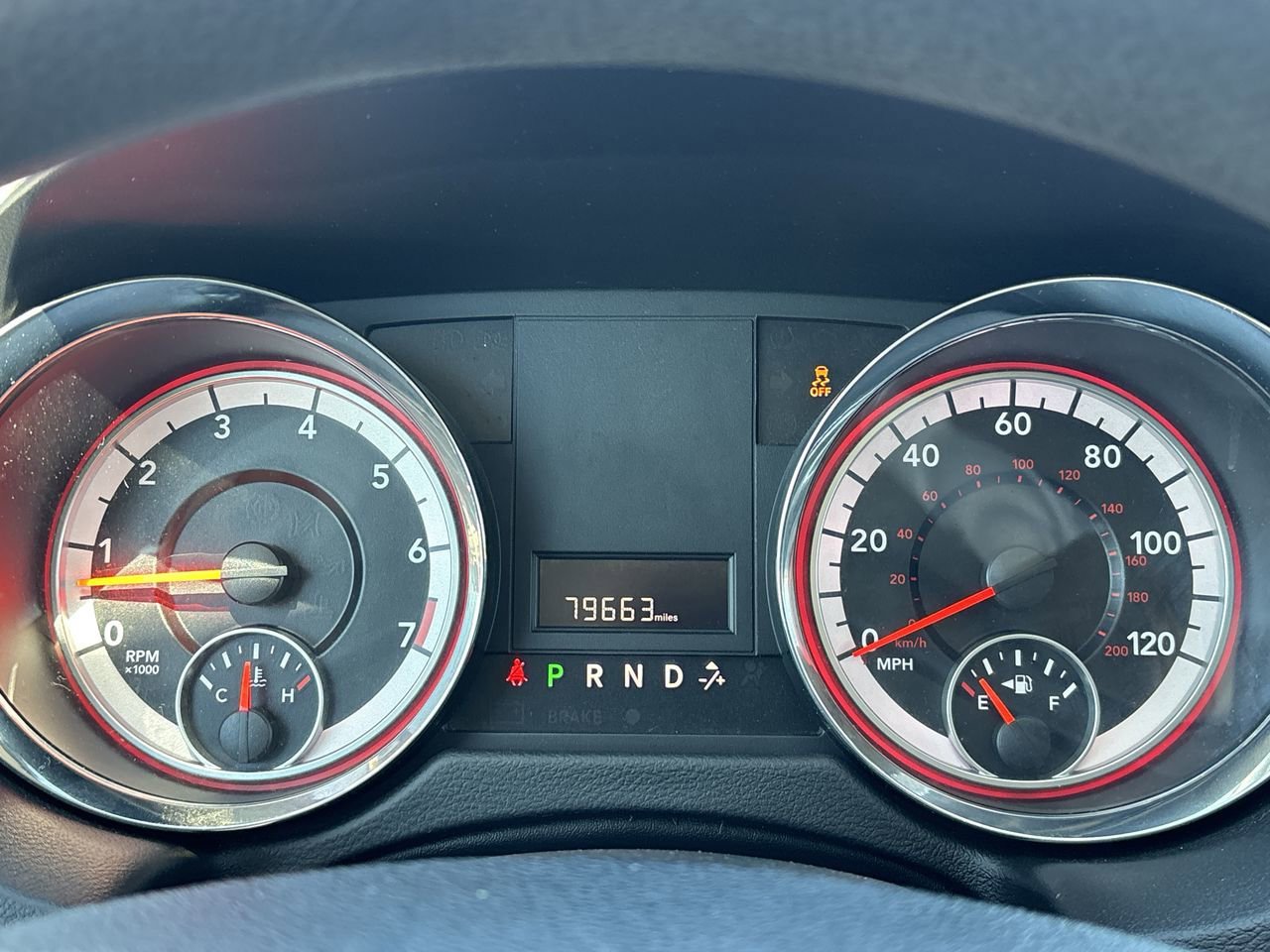 Used 2019 Dodge Grand Caravan SE w/ UConnect Hands-Free Group image 28