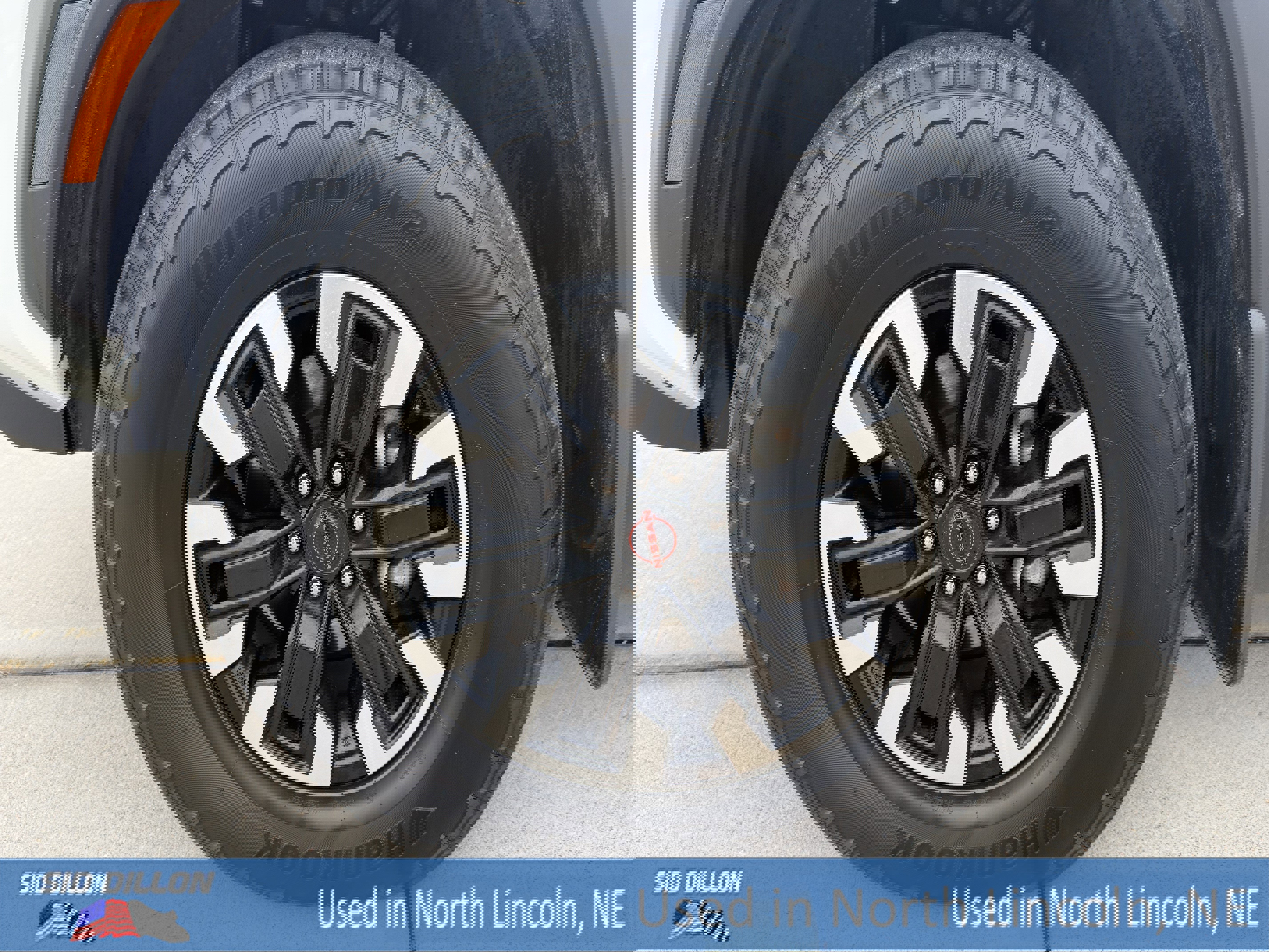Used 2022 Nissan Frontier PRO-4X image 10