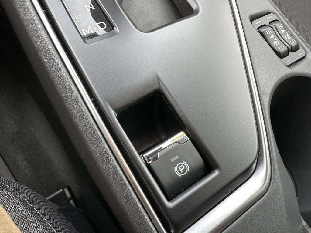 Certified 2025 Subaru Crosstrek 2.0i Premium image 20