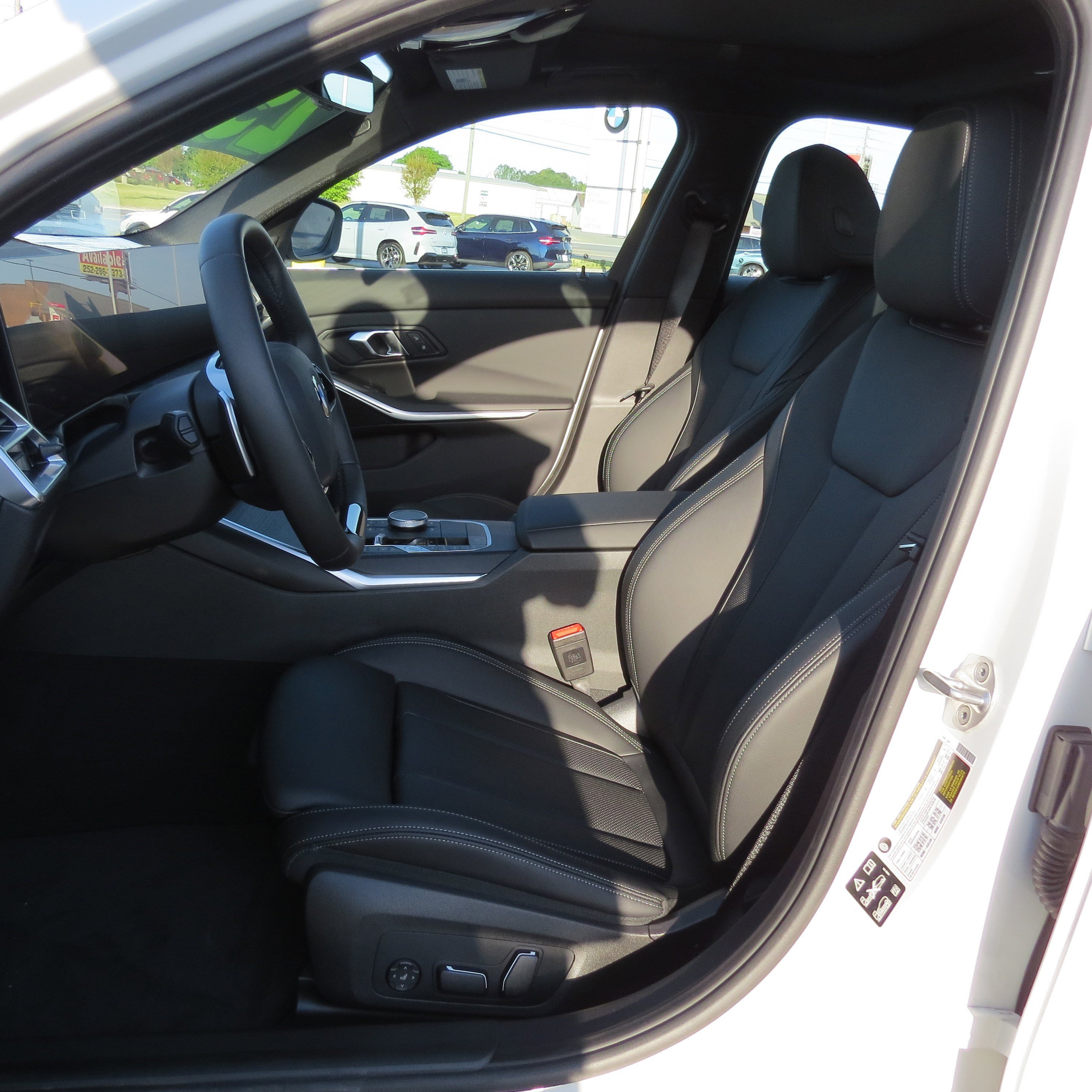 New 2025 BMW 330i xDrive Sedan w/ Convenience Package image 10