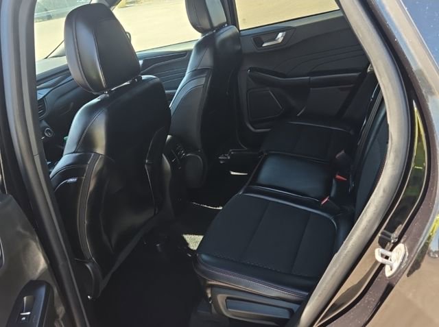 Used 2024 Ford Escape ST-Line image 8