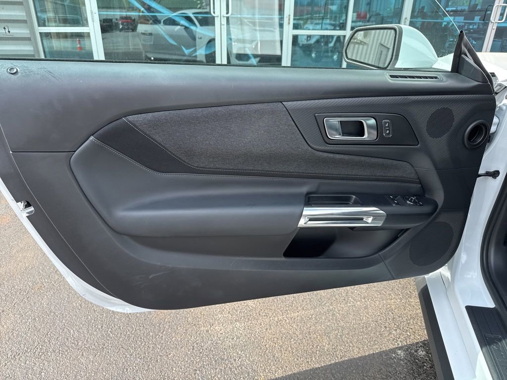 Used 2025 Ford Mustang GT image 13