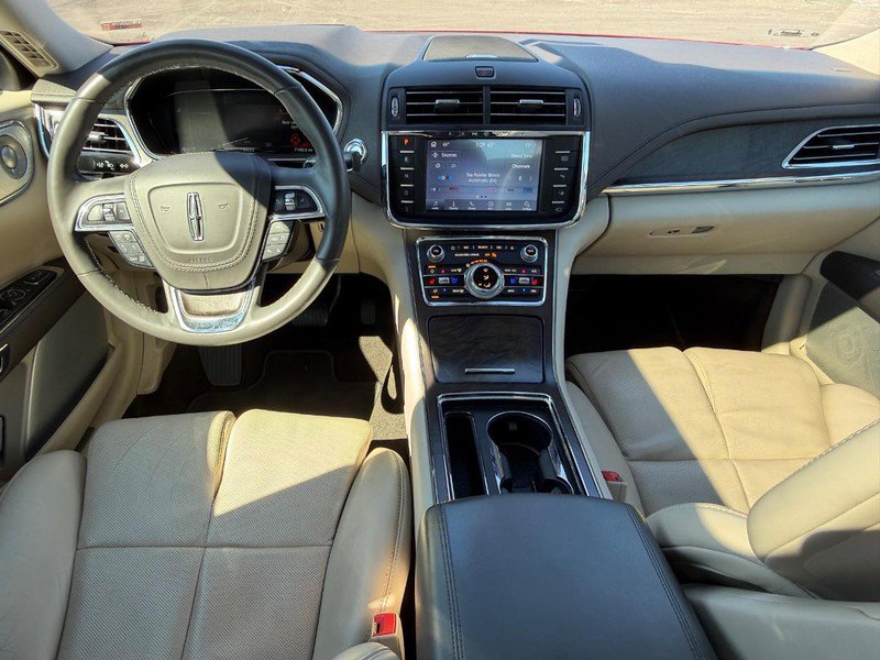 Used 2020 Lincoln Continental Reserve w/ Luxury Package image 13