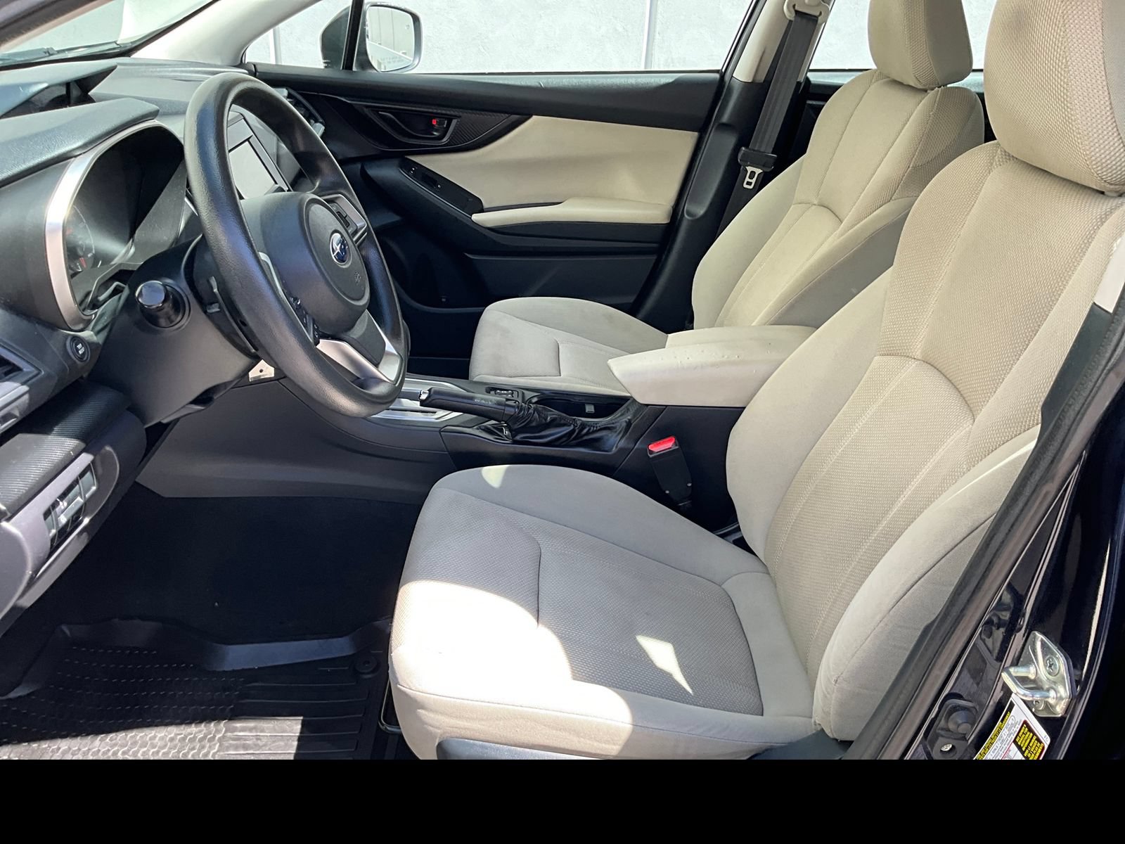 Used 2019 Subaru Impreza 2.0i Premium w/ Popular Package #2 AWD/4WD image 2