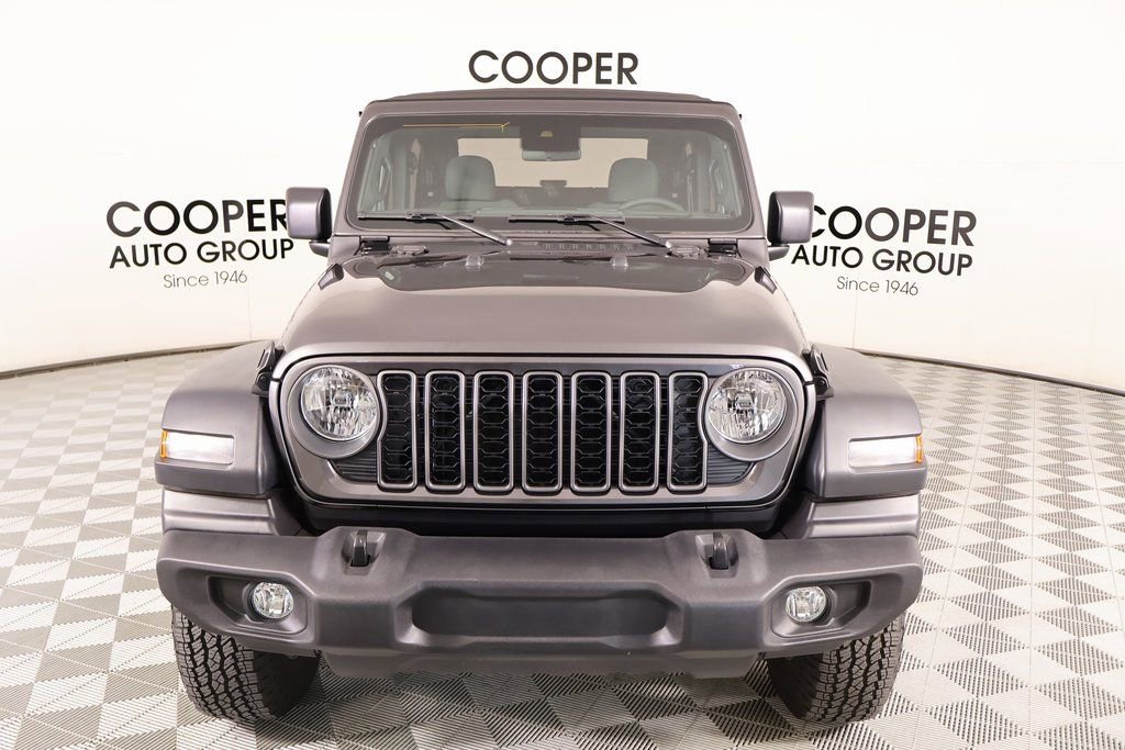 Used 2024 Jeep Wrangler Sport S image 9