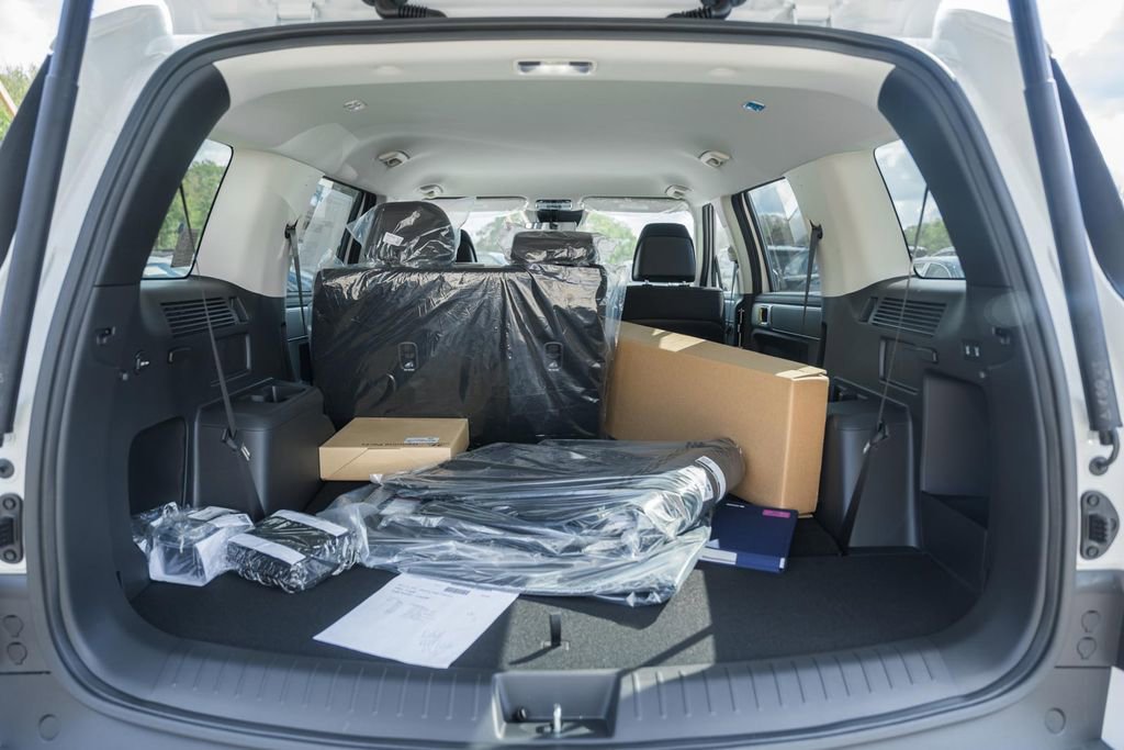 New 2026 Hyundai Santa Fe SE image 9