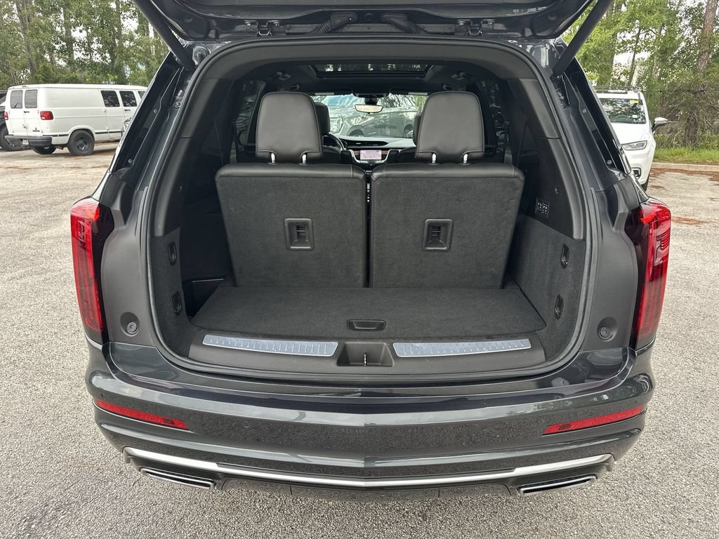 Certified 2023 Cadillac XT6 Premium Luxury w/ Technology Package FWD image 26