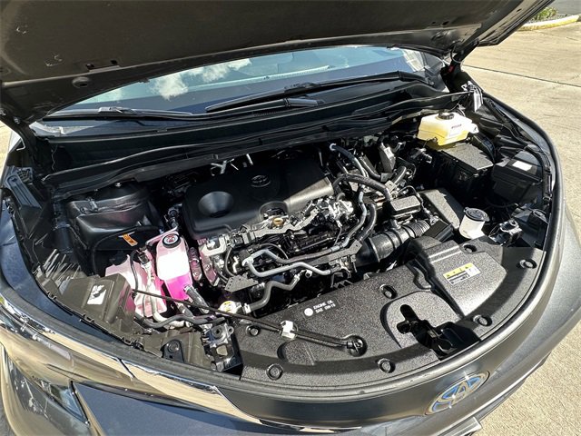 Used 2025 Toyota Sienna XLE image 27